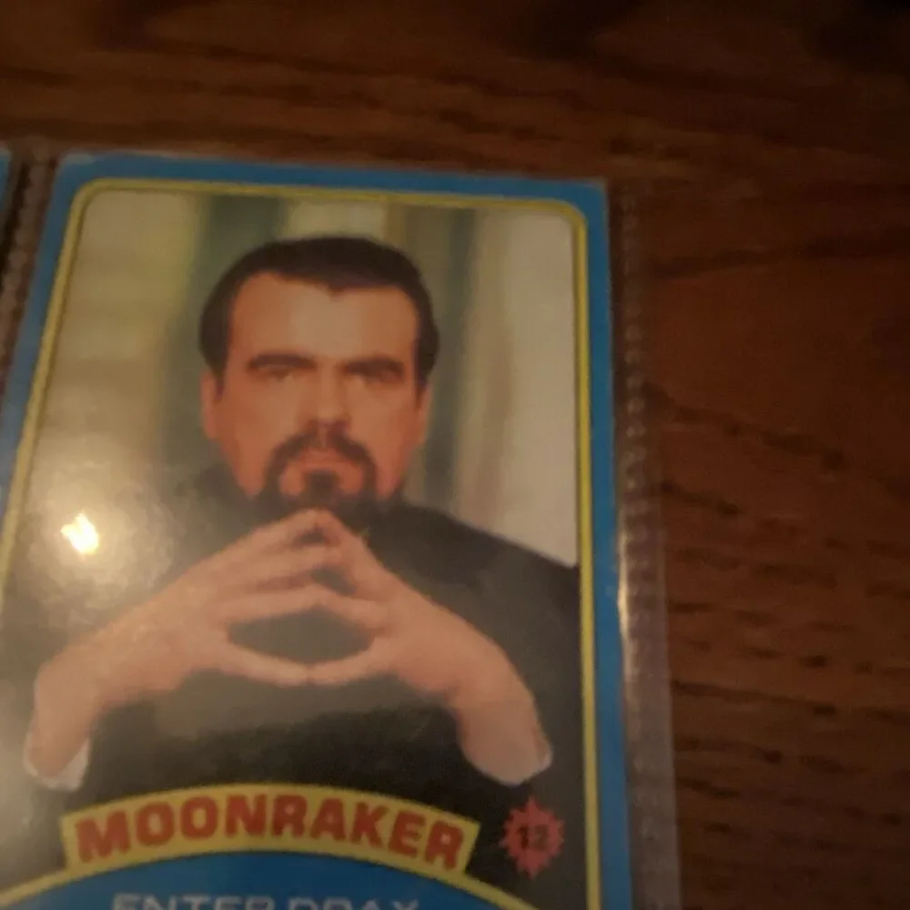 Moonraker Topps 1979 James Bond Non-Sport Trading Card Lot, 9 Cards Roger Moore